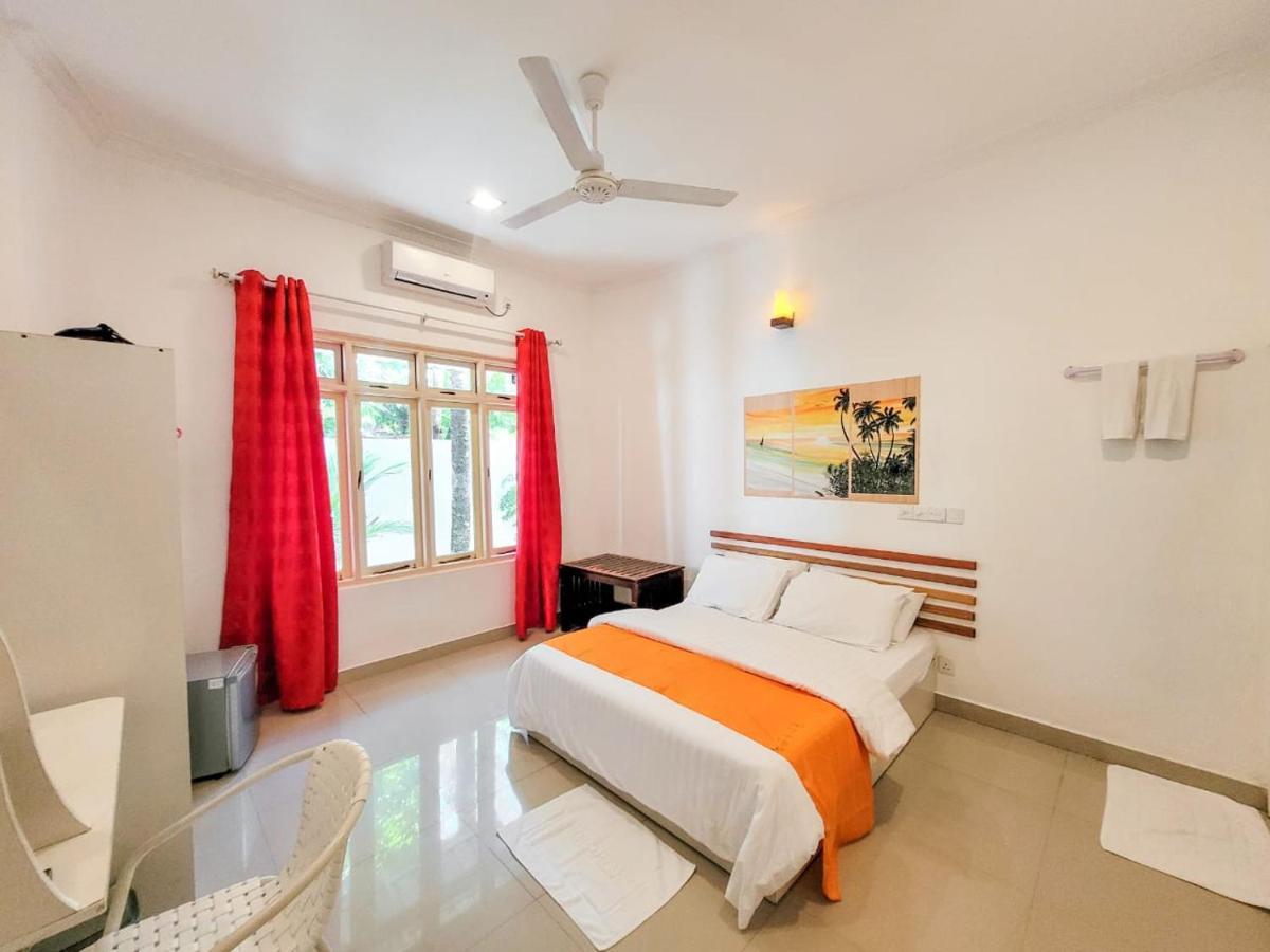 Alesara Guest House Thoddoo Exterior foto