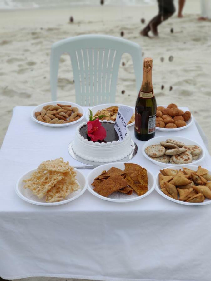Alesara Guest House Thoddoo Exterior foto